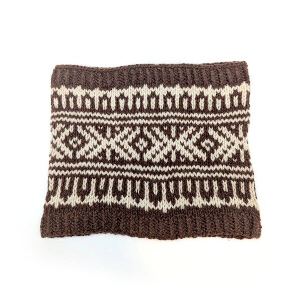 Cascade Cowl in Rust/White by Liz O'Brien