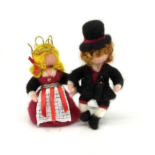 Needle Felted Norwegian Wedding Couple by Laura Berlage